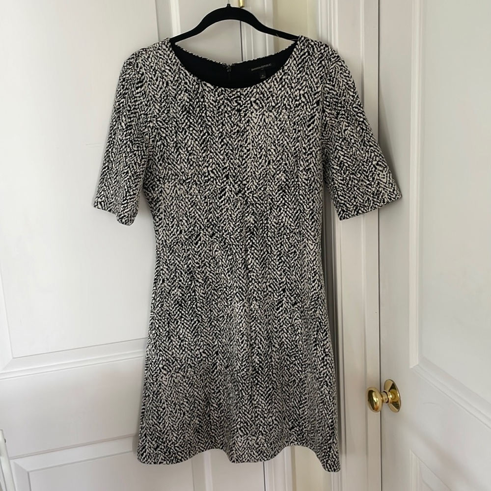 Banana Republic short sleeve dress